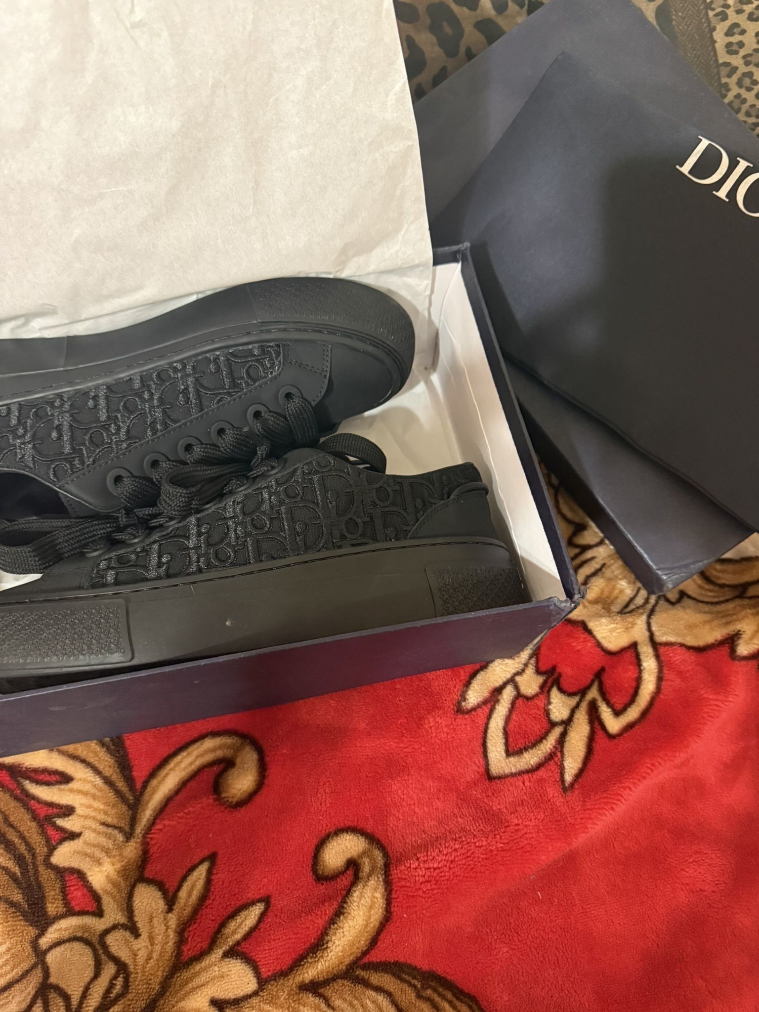 Dior