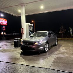 2011 Ford Taurus