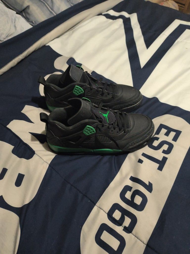 Jordan 4s Never Been Worn Brand New Size 13