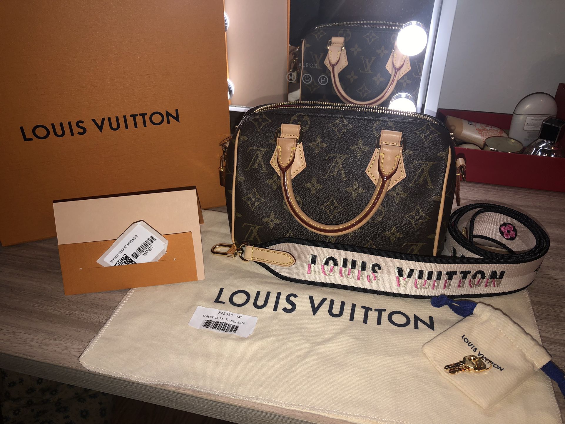 Louis Vuitton Speedy Bandoulière 20 Bag – LAMODSY