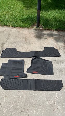 GMC Yukon XL All Weather Floor Mats
