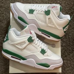 Jordan 4 SB Pine Green