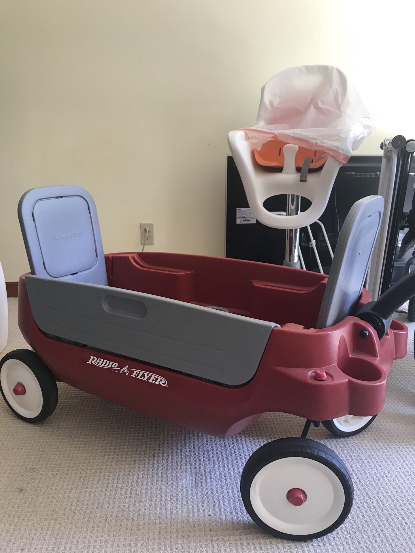 Radio Flyer Grandstand 3-in-1 Wagon Deluxe Edition (Still available April 2020)