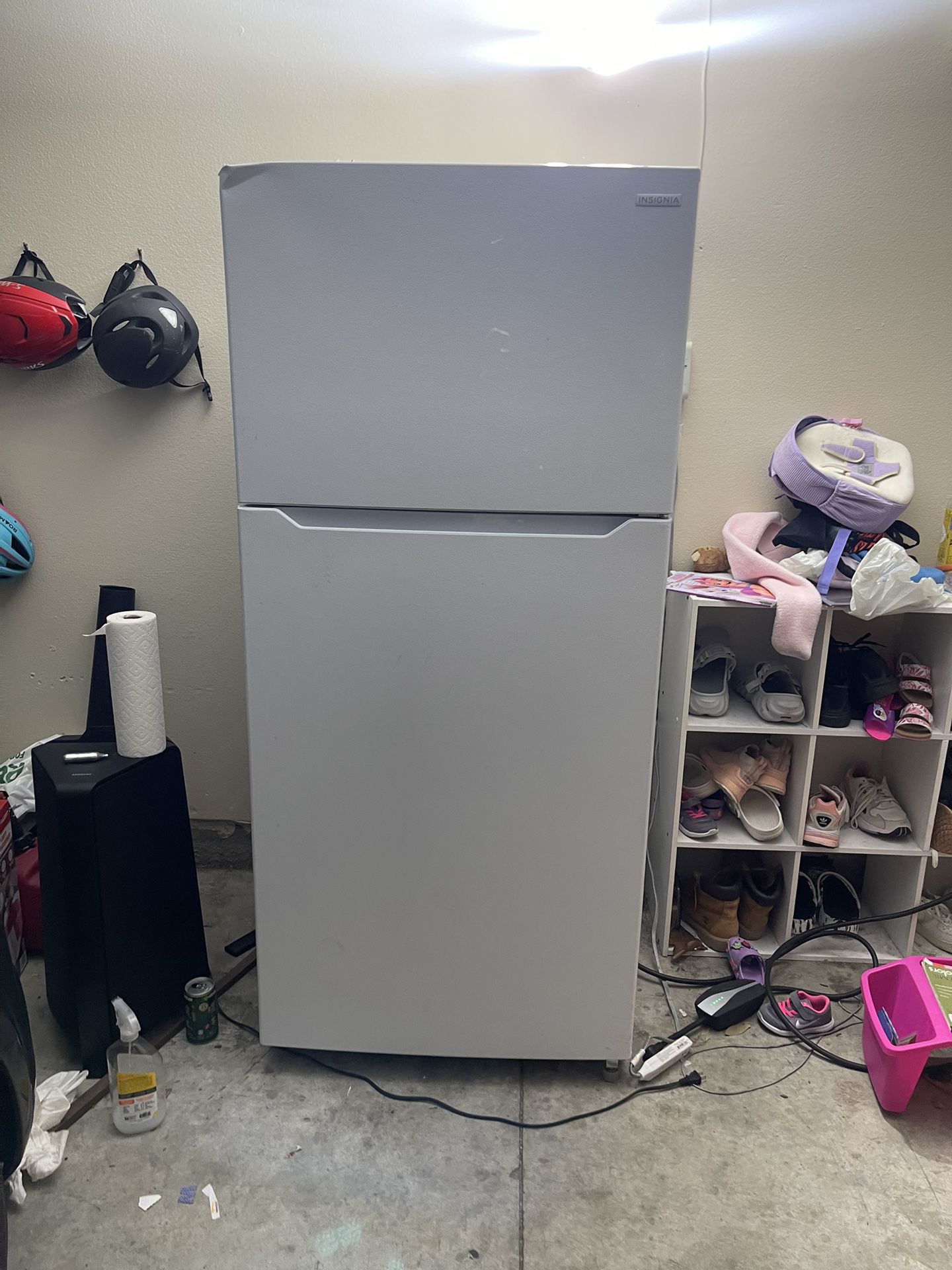 White Kitchen Refrigerator and Top Freezer