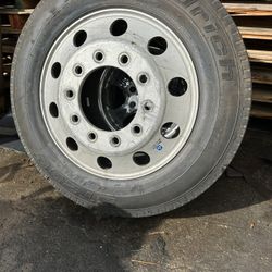 Semi Tire And Rim $600