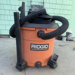 RIGID Shop Vac Vacuum 16 Gallons 5 Horsepower