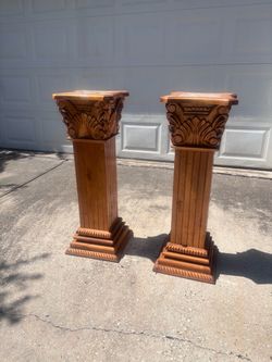 Desks, Dining, Rocking Chair, Pillars