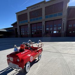 VINTAGE PEDDLE CAR FIRETRUCK PACIFIC CYCLE 