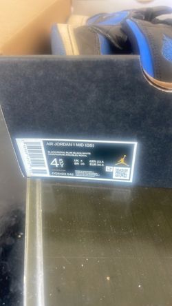 Ones size 4.5Y