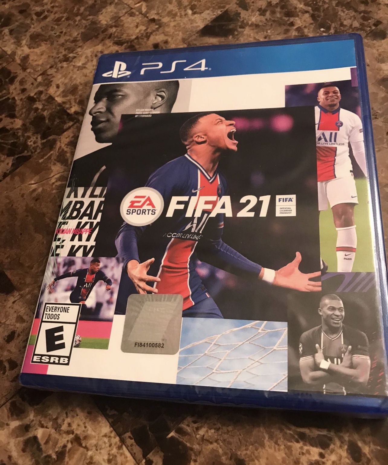2 DAY OLD PS4 FIFA 21