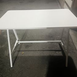 Used It looks new and is well cared for