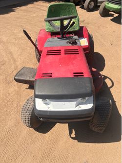 Riding tractor