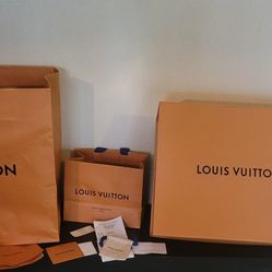 LOUIS  VUITTON packaging