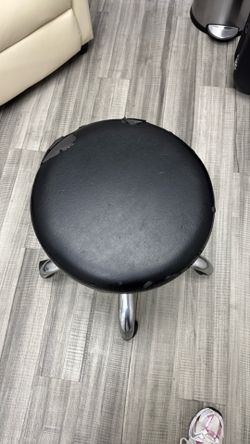 Round Rolling Stool with Wheels