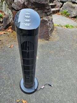 Oscillating tower fan