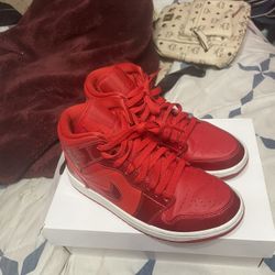 WMNS air Jordan 1 mid se