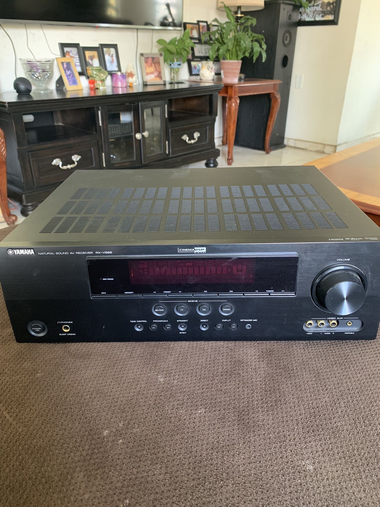 Yamaha RXV565 Natural Sound AV Receiver 270 Watt for Sale in