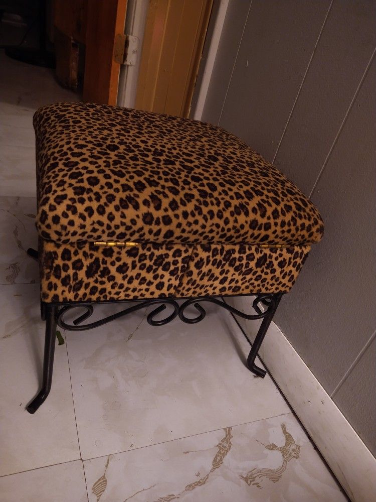 Foot Stool/ Storage Container