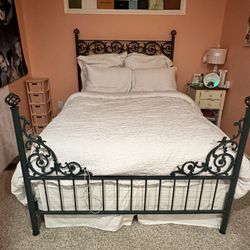 Full Bed Frame 