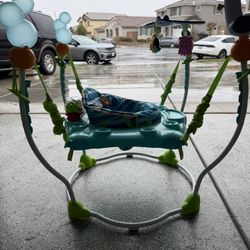 Baby bouncer 