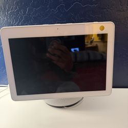 Amazon Echo Show 10