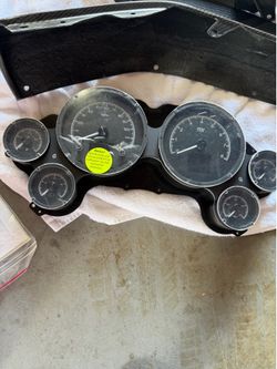 Chevrolet Corvette parts 63/67  new speedo set
