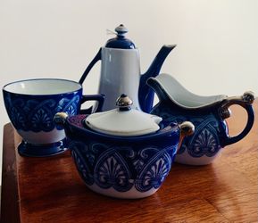 Bombay Company Small Coffee Set