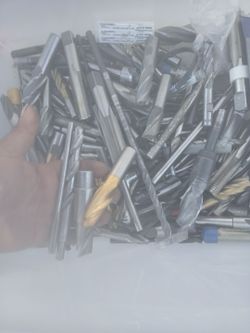 Threaded bids of all kinds