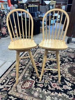 Set Of Chairs