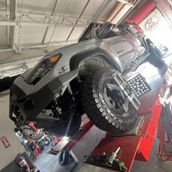 🎇LIFT KITS, LOWERING KITS, ALIGNMENTS, LIGHTS🎇