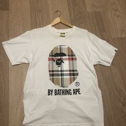 Bape x Burberry White T-Shirt size Large