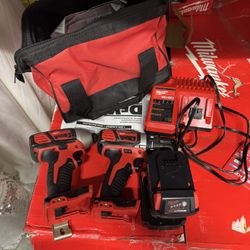 M18 18V Lithium-Ion Cordless Drill Driver/Impact Driver Combo Kit (2-Tool) W/ Two 1.5Ah Batteries, Charger Tool Bag