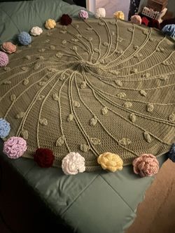 Crochet Flower Bouquet Blanket