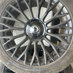 Dolcé Tires 