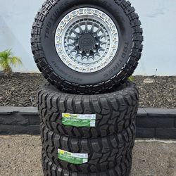17" LOCK MOJAVE rims w/ 35" TBB tires