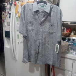 Cubavera. Men's Dressed Shirt. 