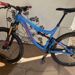 Pivot mountain bike XL - Upgrades