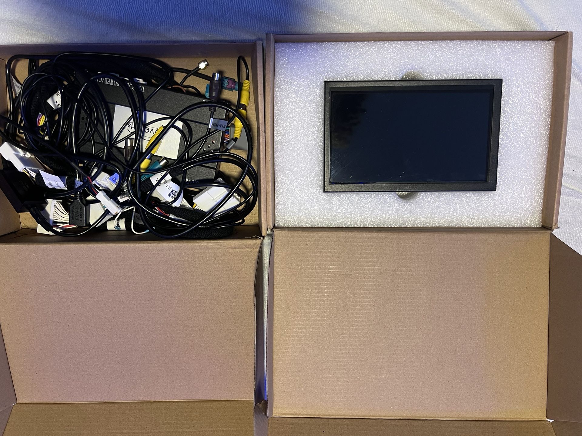 G37 Apple CarPlay/Android Auto Module