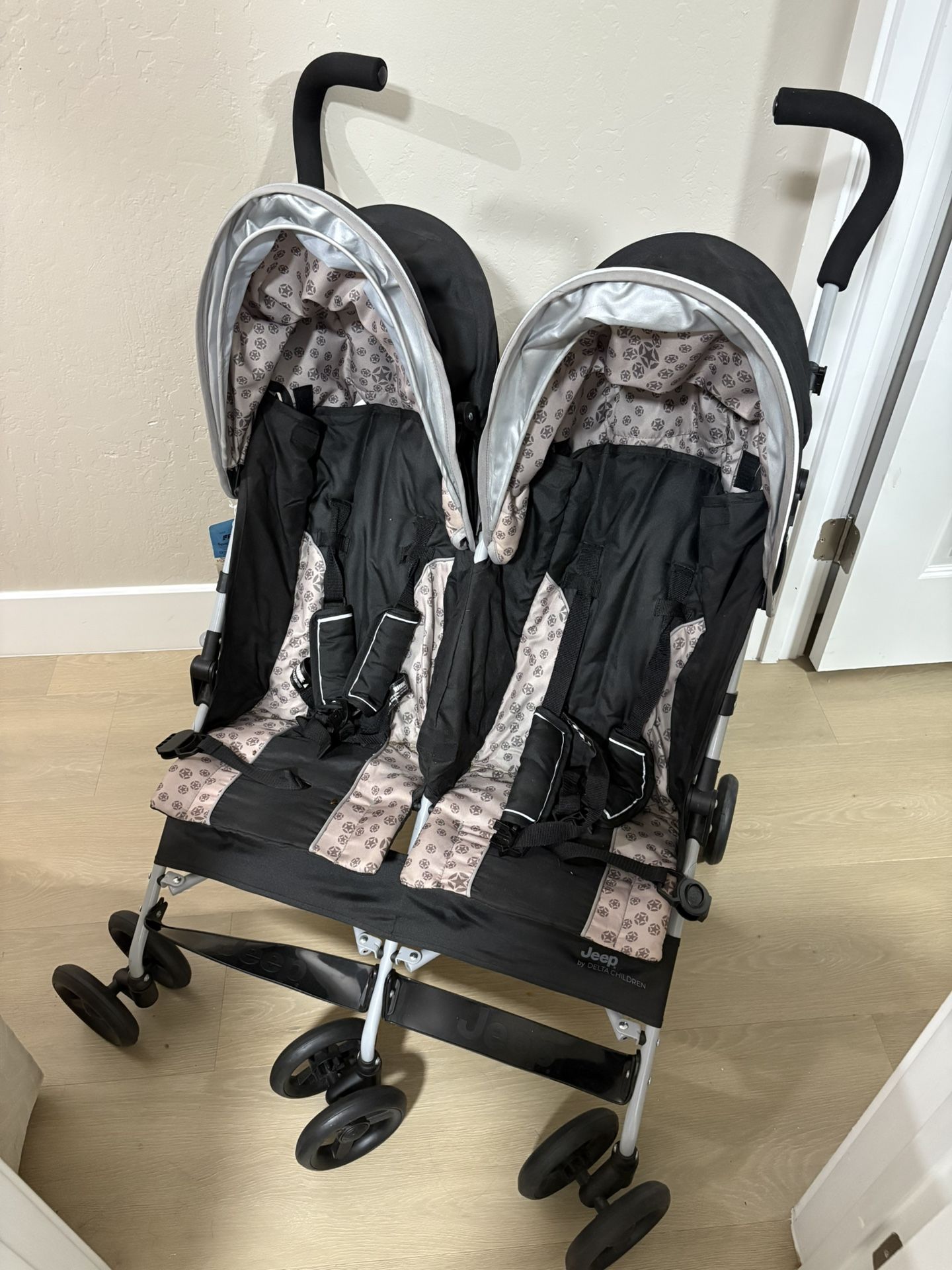 Jeep Double stroller