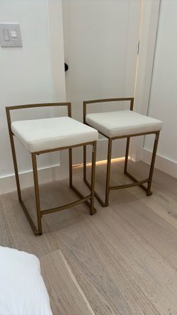 Low stools gold and creme