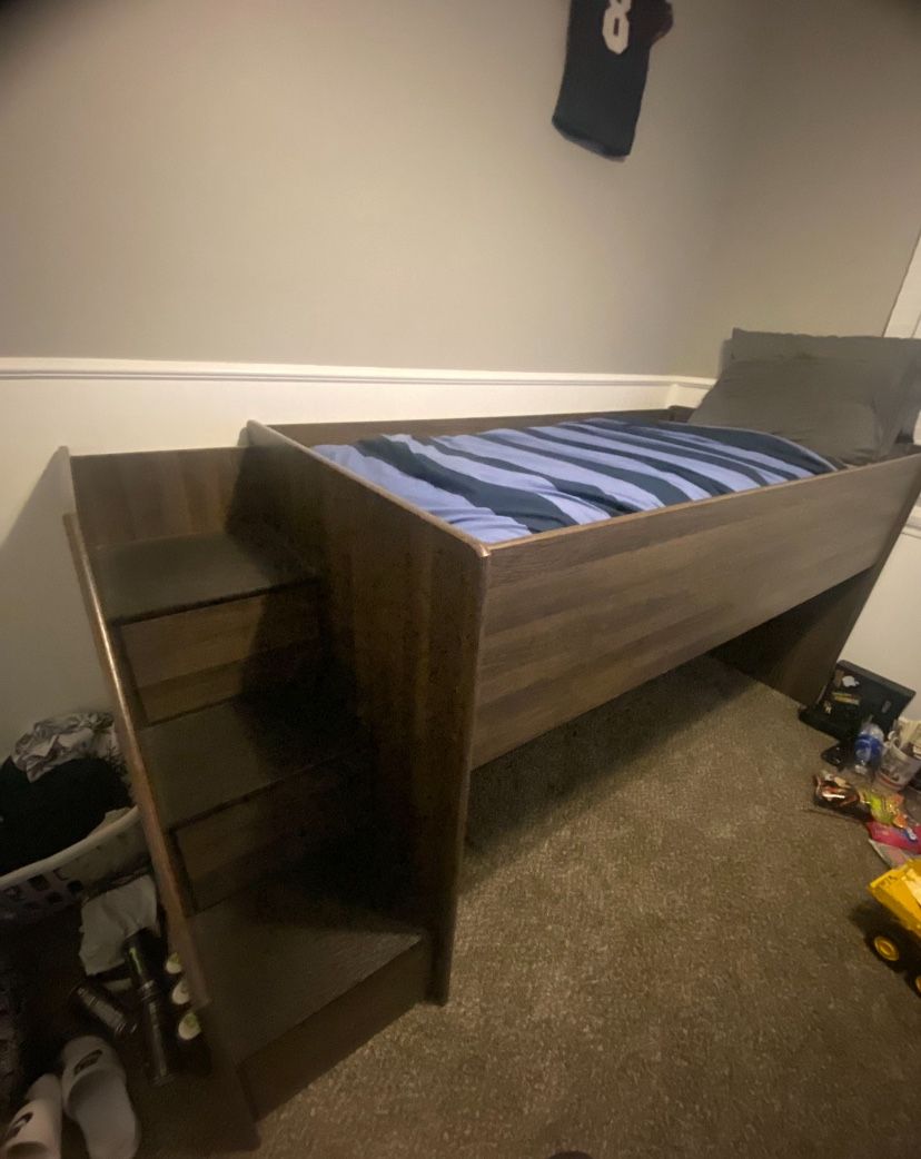 Solid Wood Twin Bed