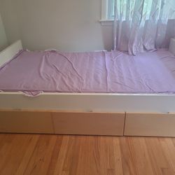 Bed Frame With Twin Mattress