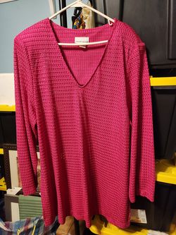 Woman's 2X Pink Blouse