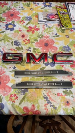 GMC Emblems