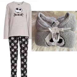 New Disney Women's Nightmare Before Christmas 2 Piece Pajama Set (3X ) Cash & pick up only)