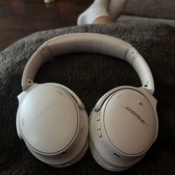 Bose Headphones Quietcomfort