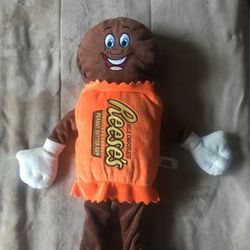 28 Inch Reese’s Peanut Butter Cup Stuffed Animal 