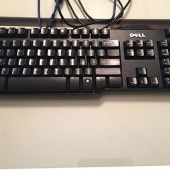 Computer cables With Dell keyboard For $15