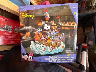 Disney pirate Halloween ship