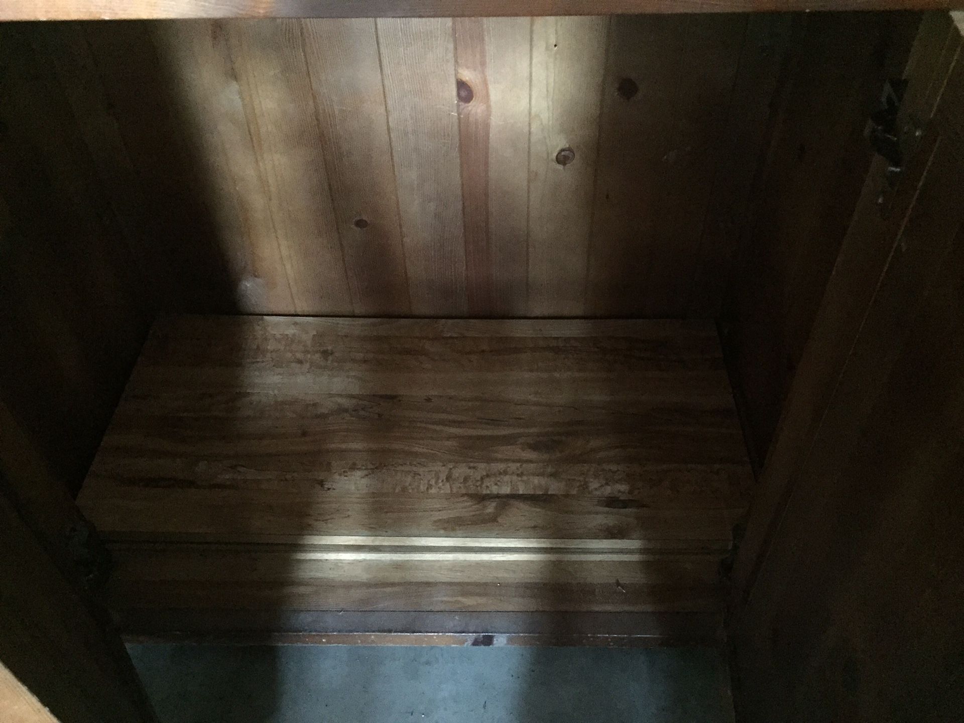 Tv stand
